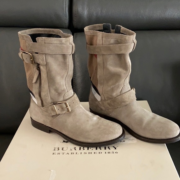 Burberry Brit Canvas Check Grantville Boot - Picture 2 of 7